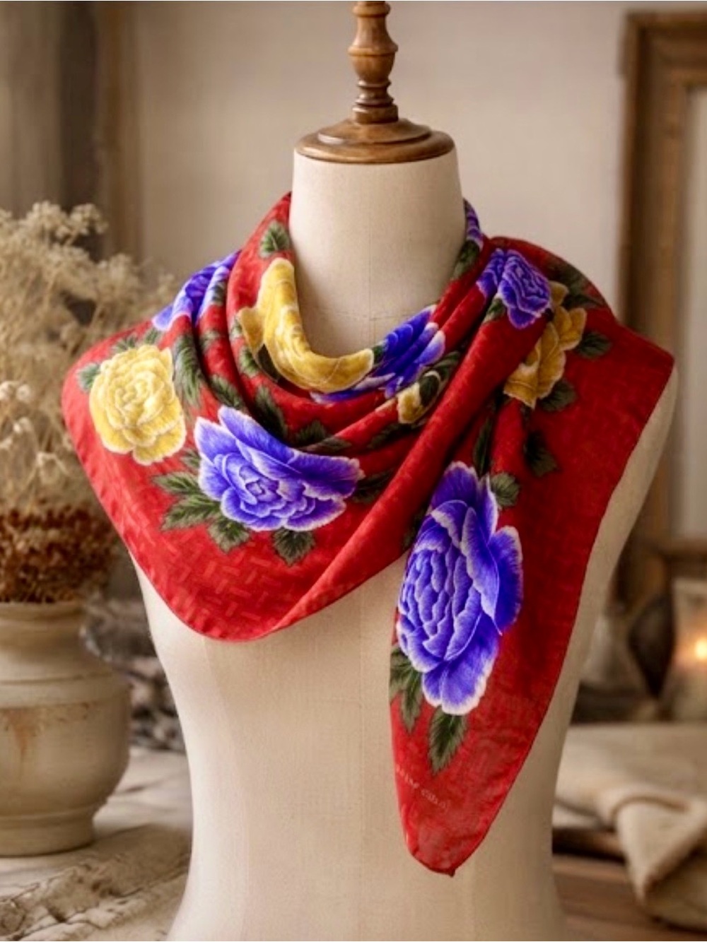 Vintage Elaine Gold 100% Silk Red Rose Floral Scarf